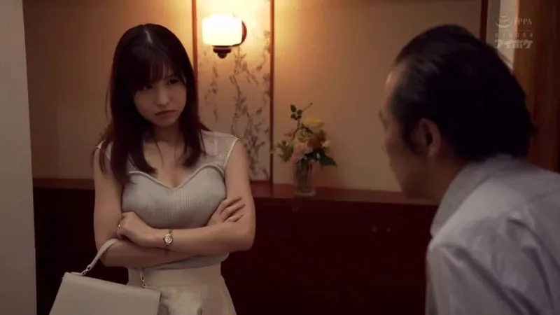 Gừng càng già càng cay, anh xã già đưa vợ trẻ lên đỉnh mỗi ngày