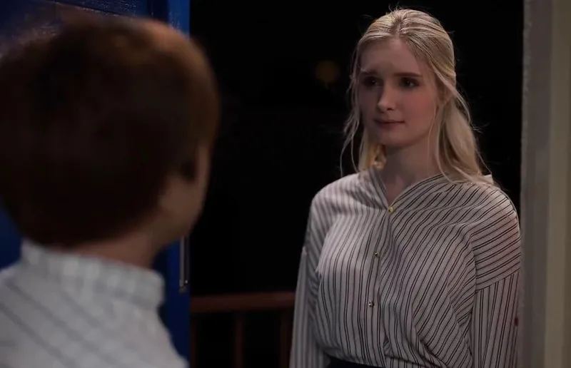 Cô đơn nơi xứ lạ với ông xã già, bà xã tây được anh nhà kế bên an ủi