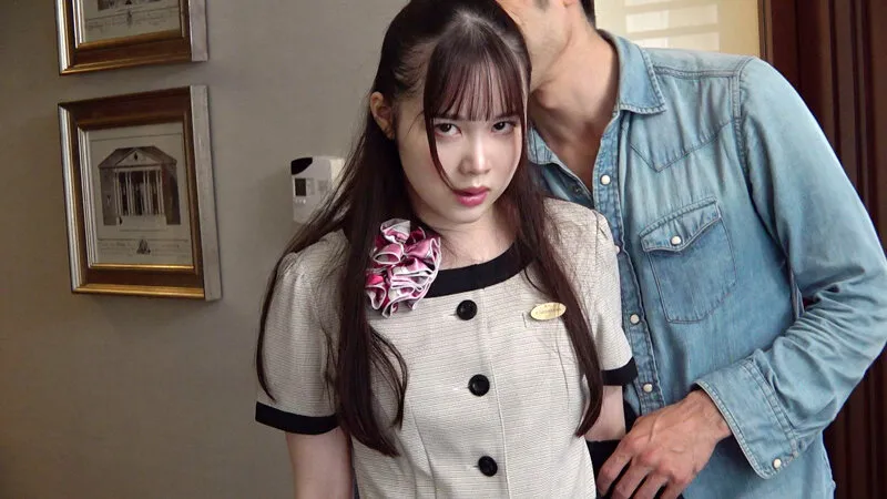 Em lễ tân nhà nghỉ dễ thương và những kẻ biến thái