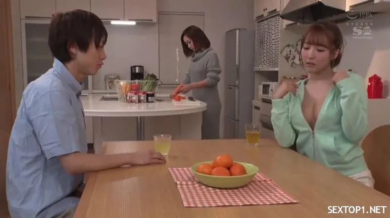 Bạn tình của chị gái trúng độc đắc nện em cô vợ xinh như tiên